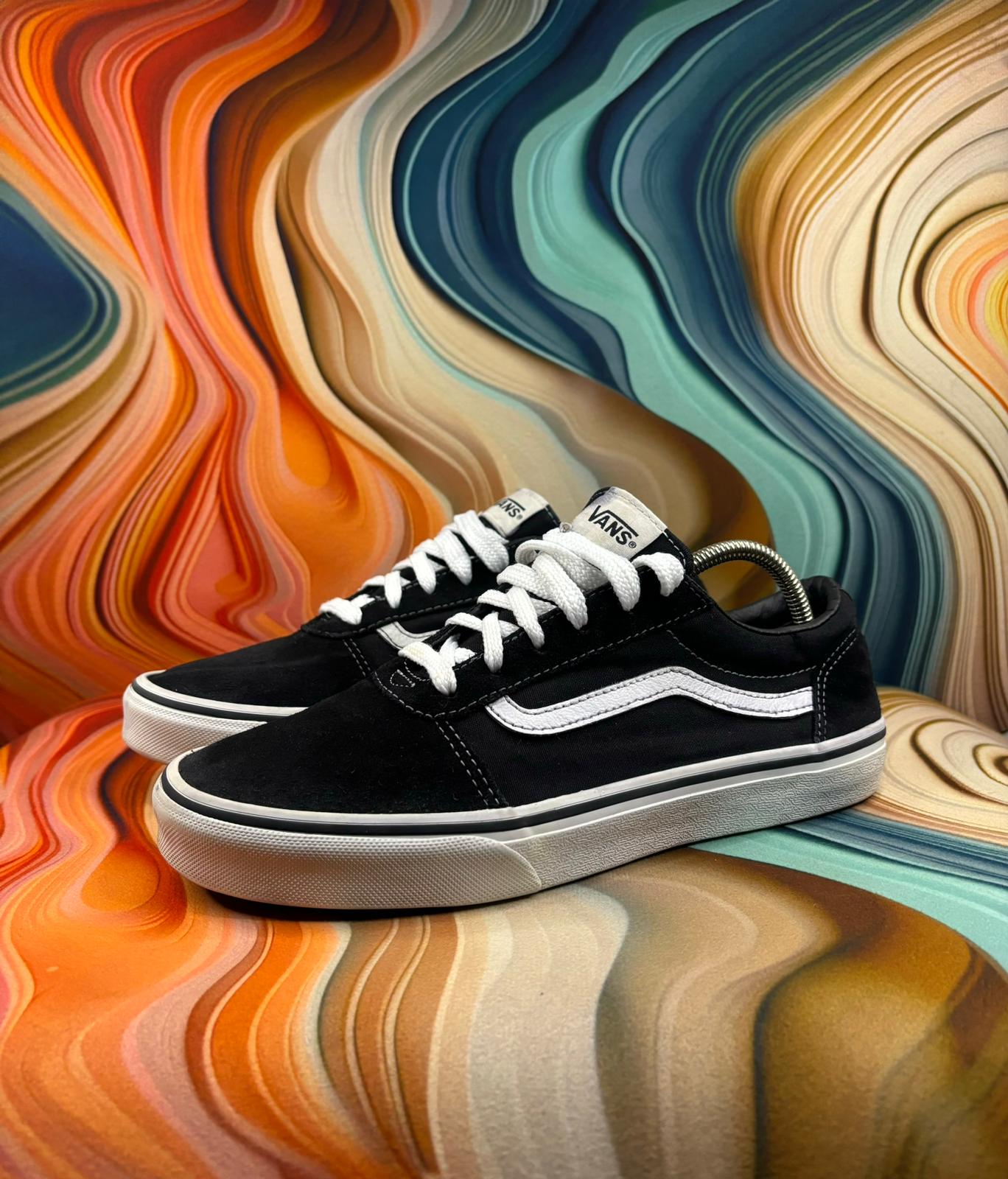 Vans Classic Black Low
